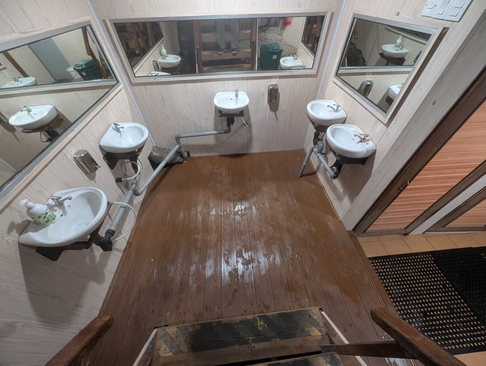 Lodge washroom